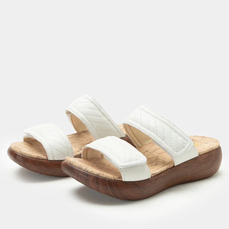 Sandals with trendy vibes -Brayah White Sandal