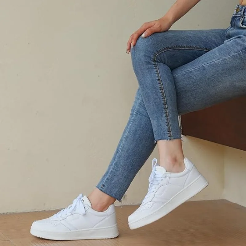 Athletic Shoes for Warm Weather-Women Classical Sneakers  - Style & Comfort All-Day