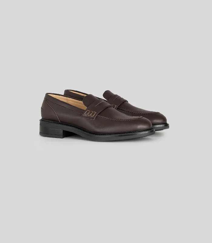 loafers with big companyWomen's Loafer in Brown from Solari Milano