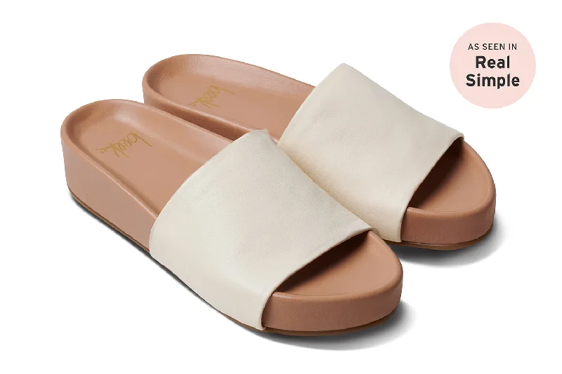 Sandals with flexible looks -PELICAN - Eggshell/Beach