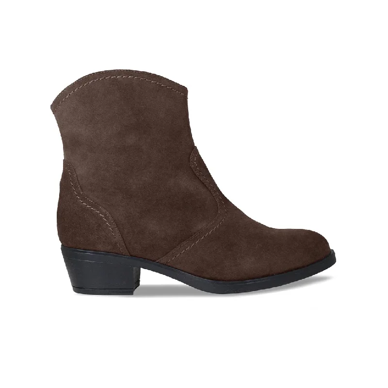 Montana: Chocolate Suede