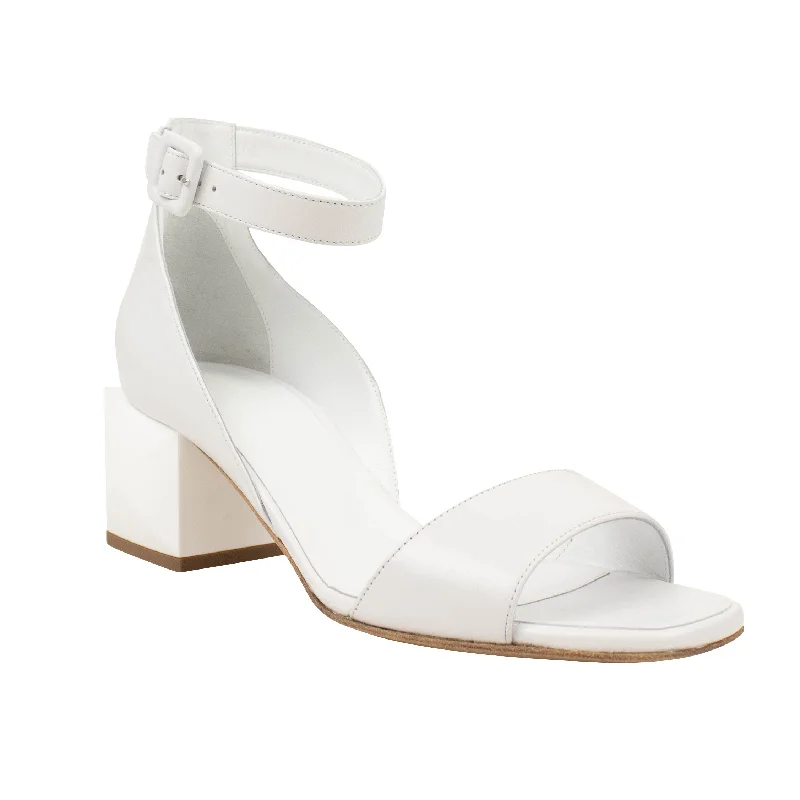 Sandals with subtle design -White Choc Blanc Sandals