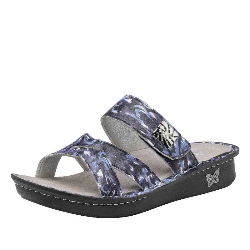 Sandals in topaz -Victoriah Feral Sandal