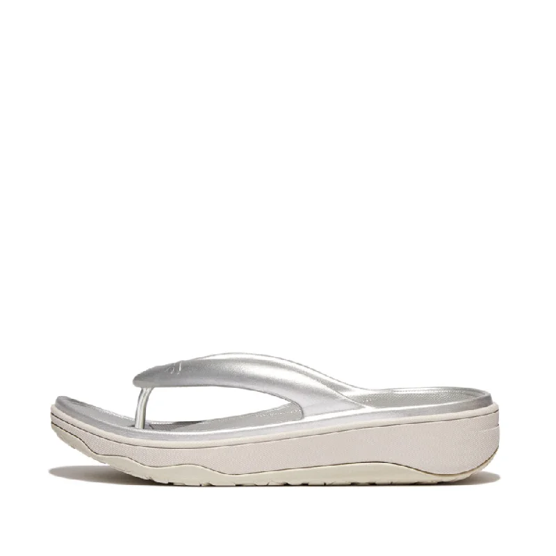 Sandals in zircon -FitFlop HT5-011 Relieff Metallic Recovery Ladies Silver Toe Post Sandals