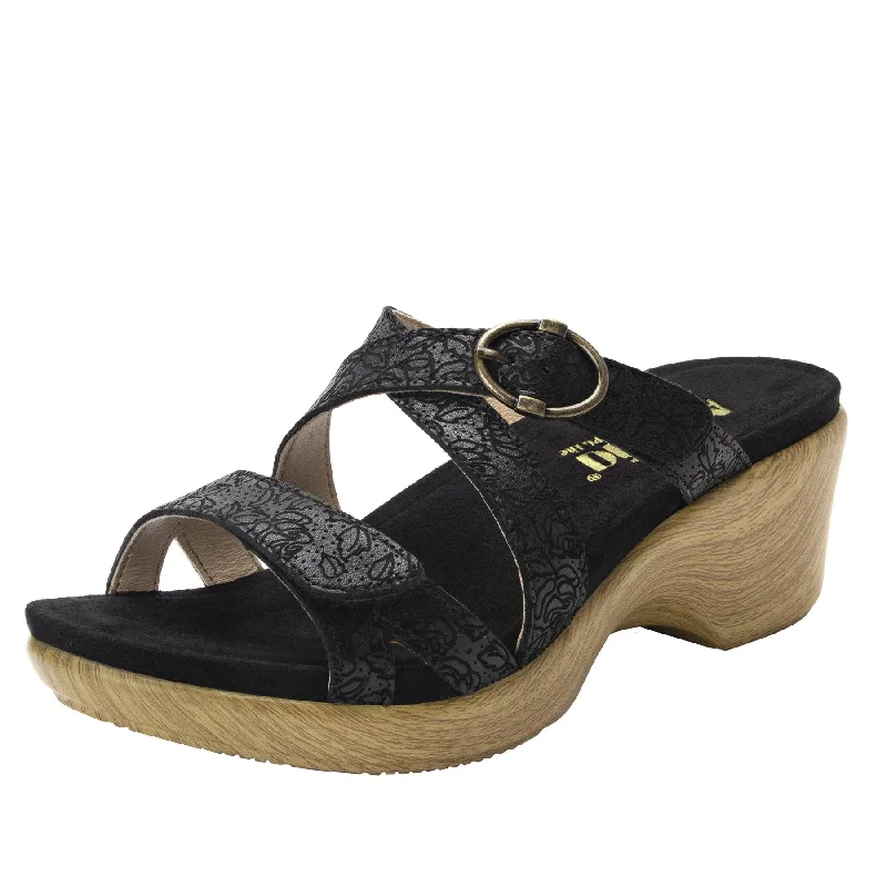 Sandals with boho style -Roux Finely Sandal