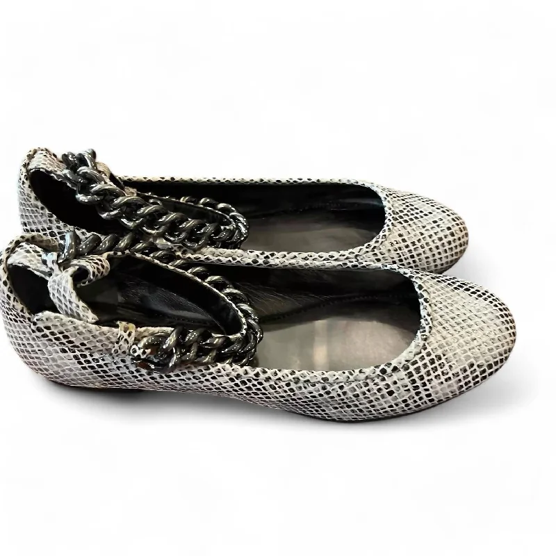 Flats with durable sole-Women's Animal Print Chain Detail Ballet Flats In Black Multi Leather