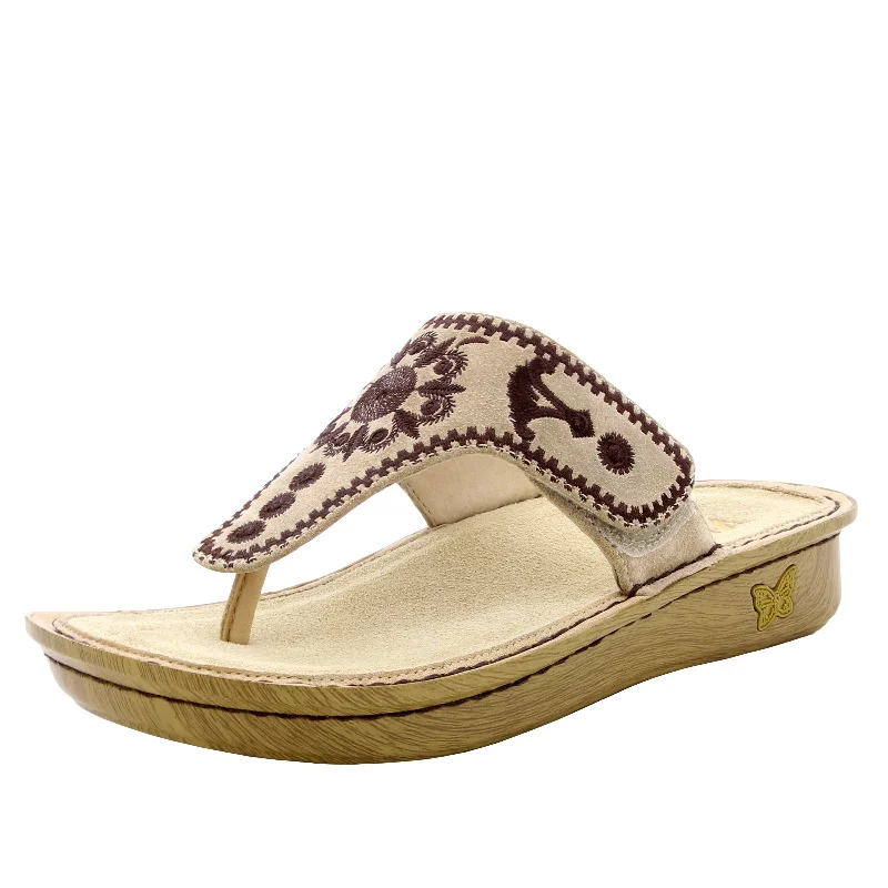 Sandals with eye-catching look -Vanessa Mandala Natural Sandal